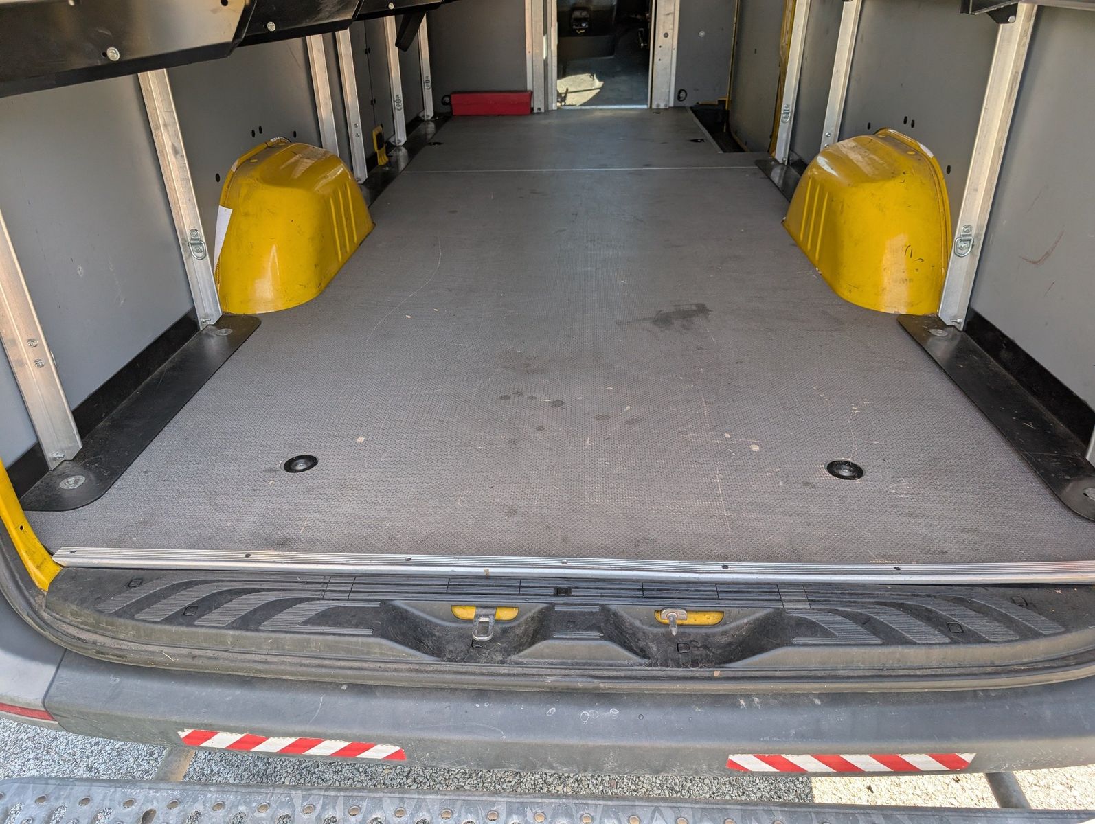 2021 Mercedes-Benz Sprinter 2500 26