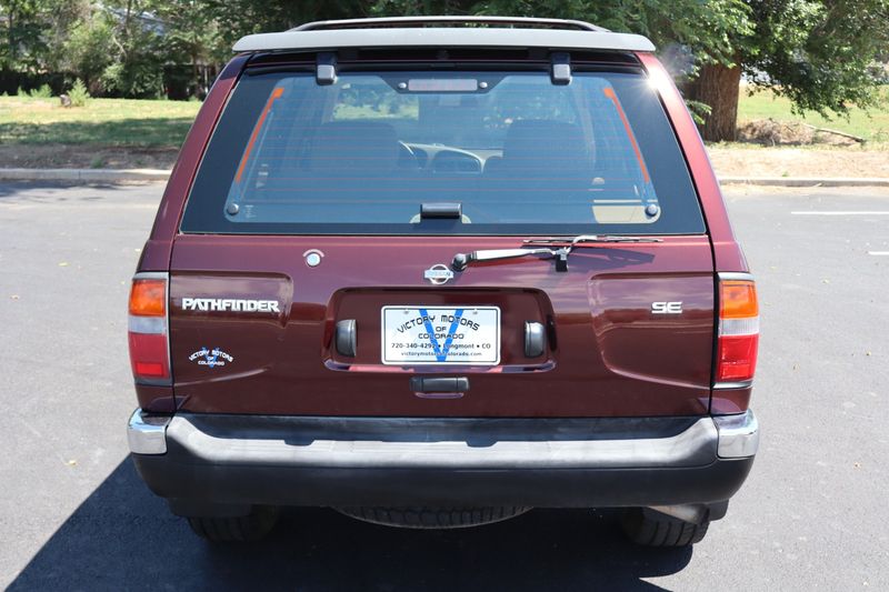 1998 Nissan Pathfinder SE | Victory Motors of Colorado