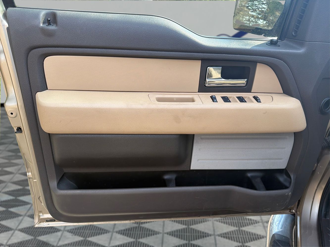 2014 Ford F-150 XLT - Photo 21