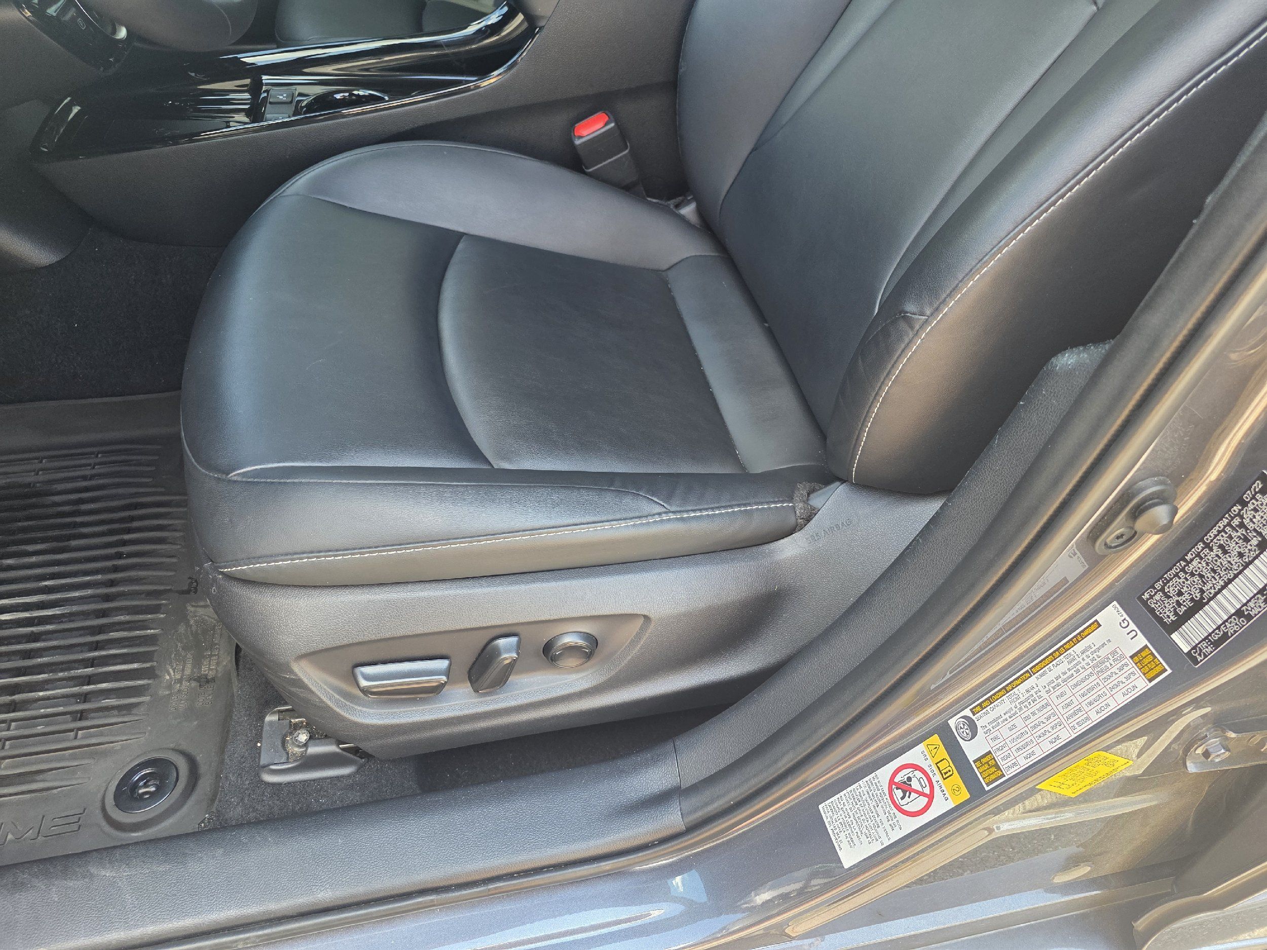 2022 Toyota Prius Prime XLE photo 9
