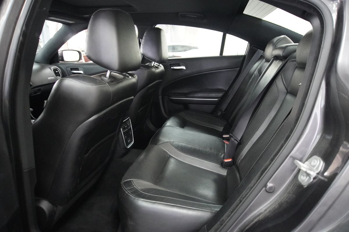 2020 Dodge Charger SXT RWD