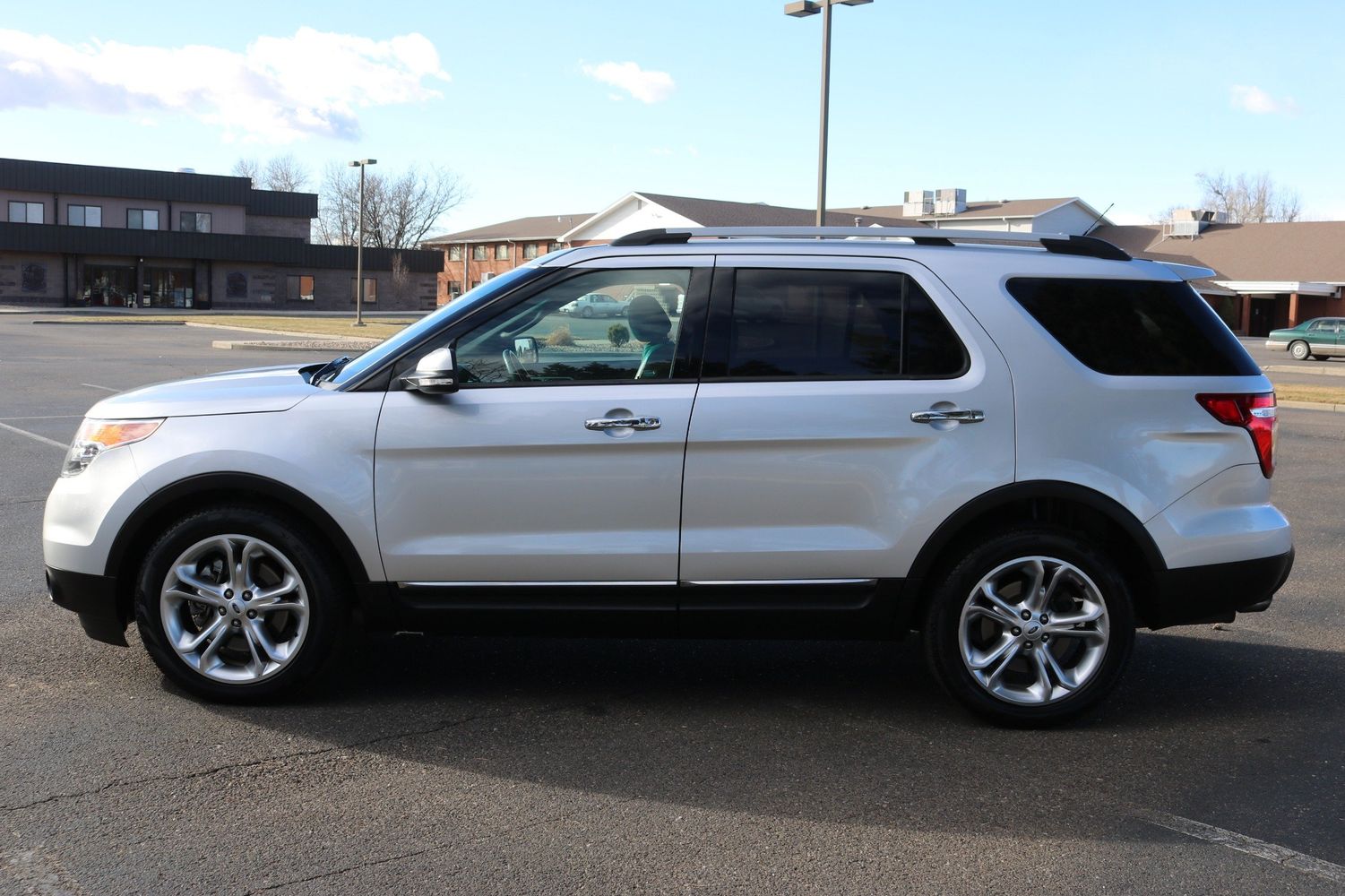 2013 Ford Explorer Limited | Victory Motors of Colorado