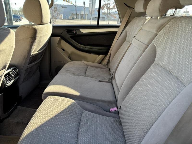 2004 Toyota 4Runner SR5 photo 5