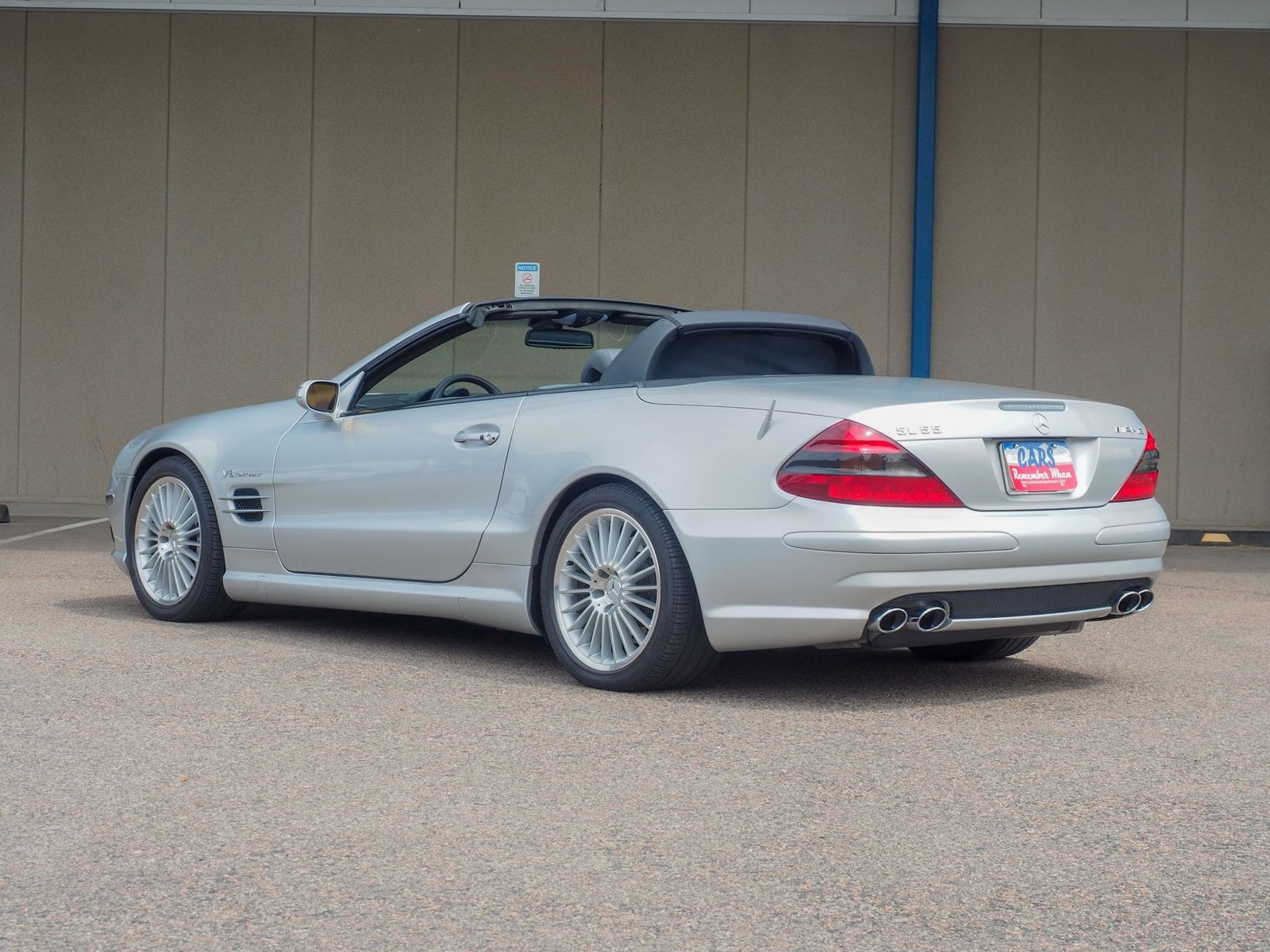 2004 Mercedes-Benz SL-Class 8