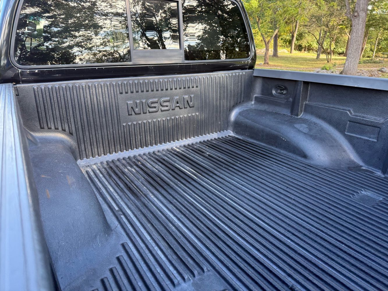 2016 Nissan Frontier SV photo 26