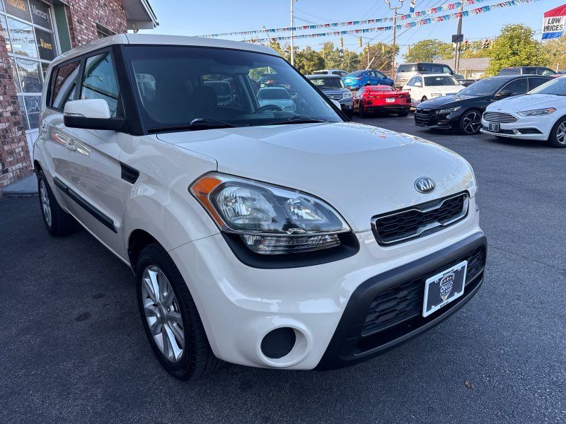 2013 Kia Soul photo 2