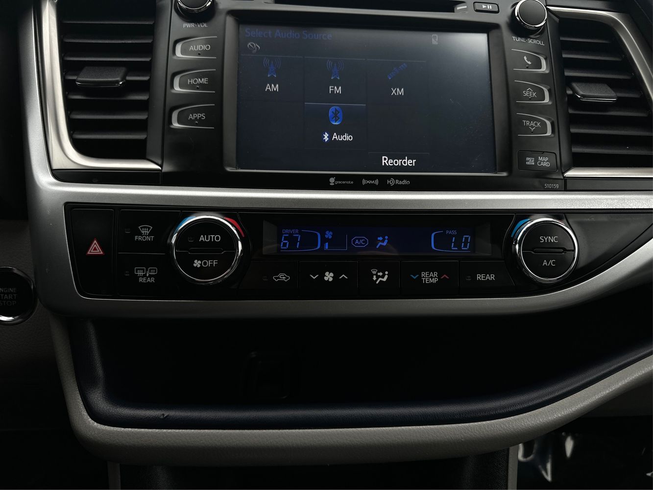 2016 Toyota Highlander XLE photo 25