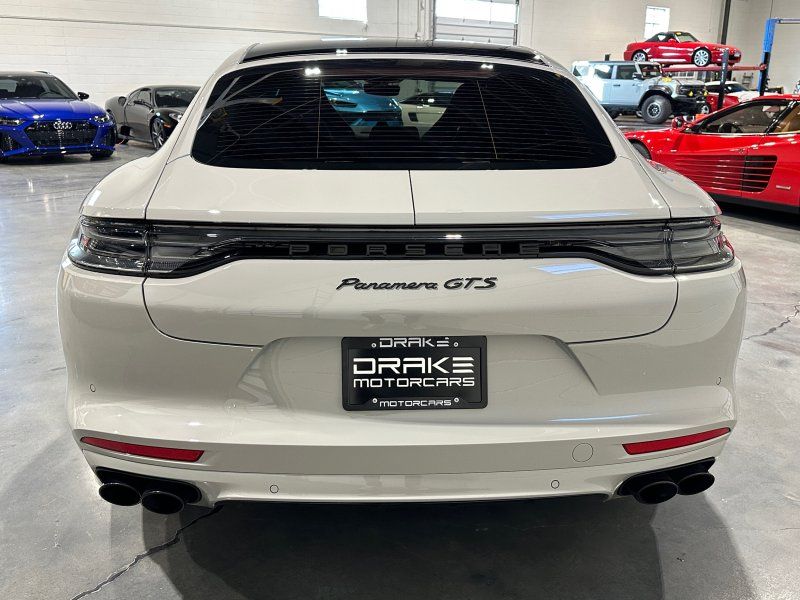 2023 Porsche Panamera GTS, photo 4