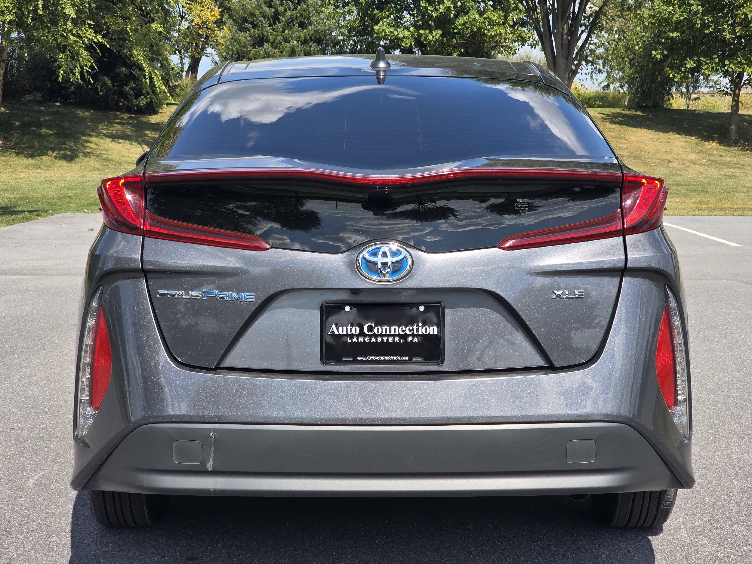2022 Toyota Prius Prime XLE photo 6