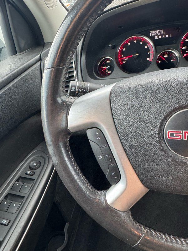 2010 Gmc Acadia photo 13