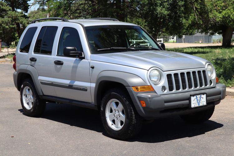 2005 Jeep Liberty Sport | Victory Motors of Colorado