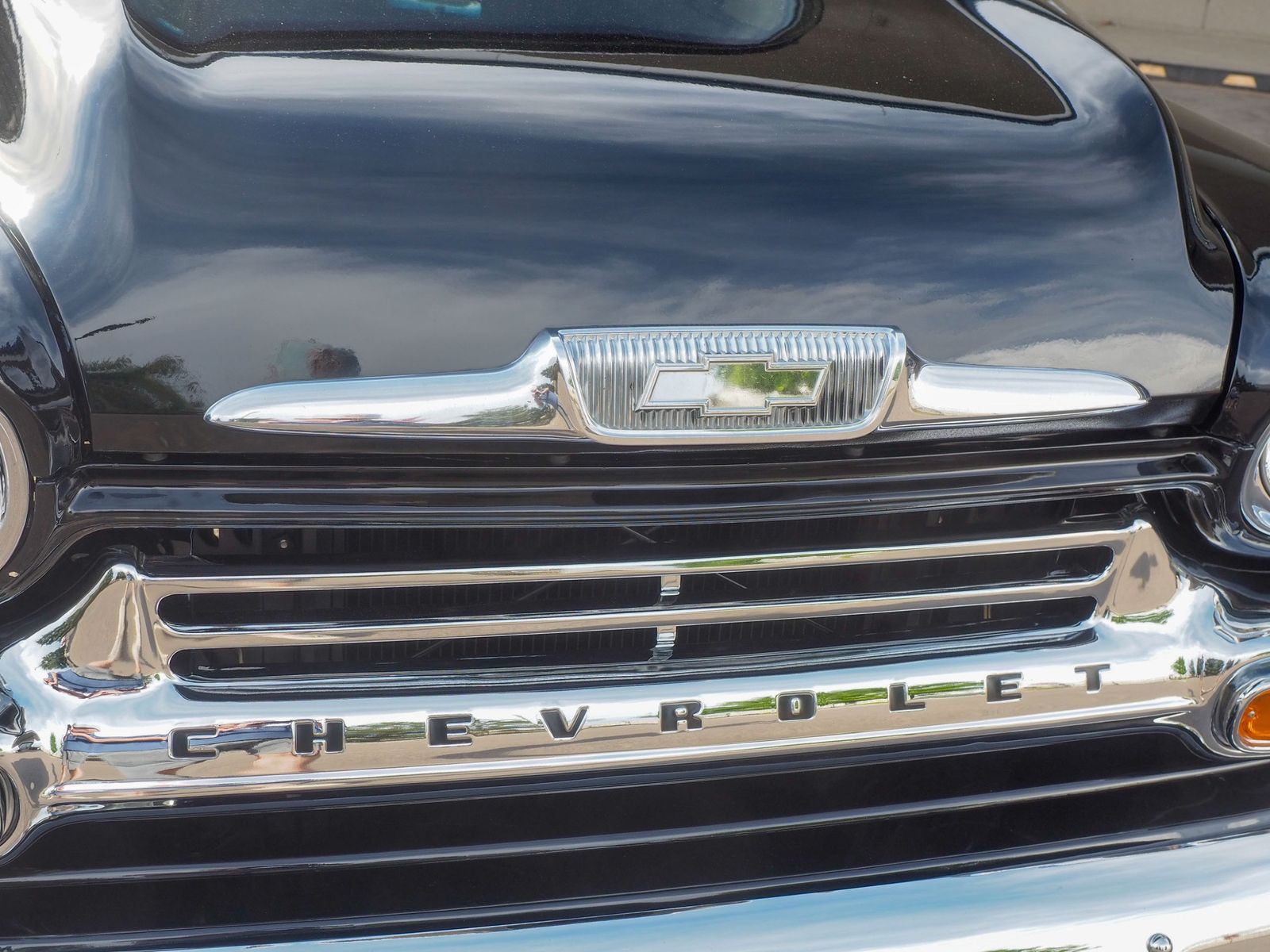 1958 Chevrolet Apache 23