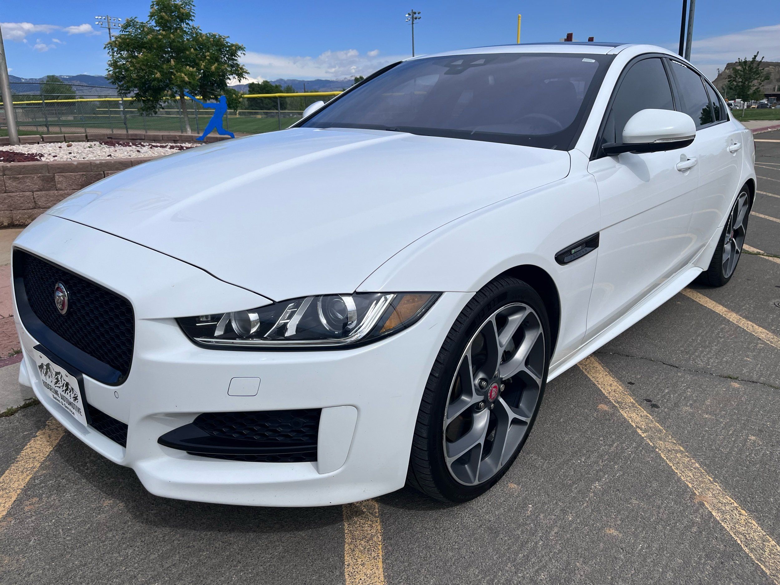 2017 Jaguar XE 35t R-Sport AWD's photo