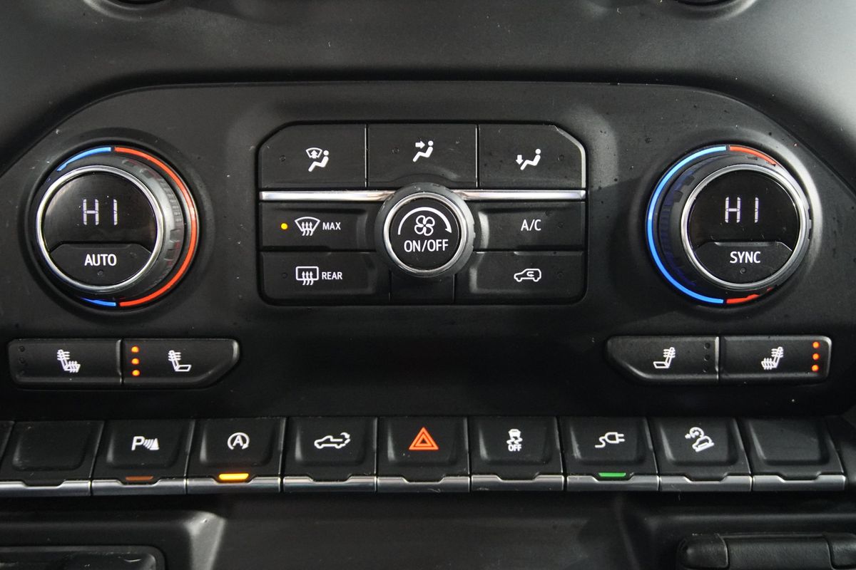2021 Chevrolet Silverado 1500 4WD Crew Cab Short Bed RST