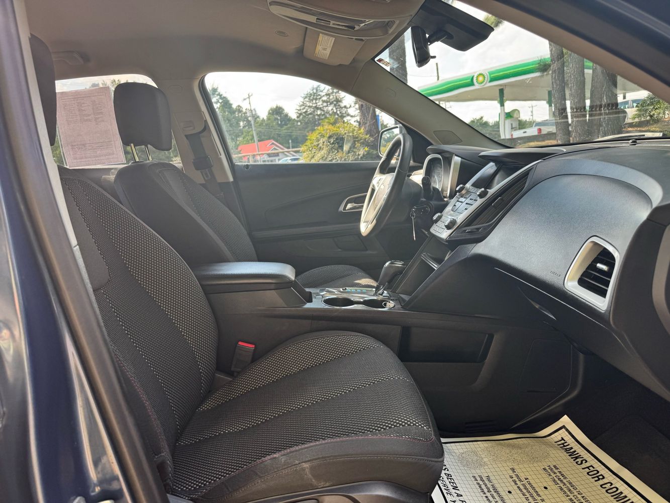 2016 Chevrolet Equinox LT photo 18