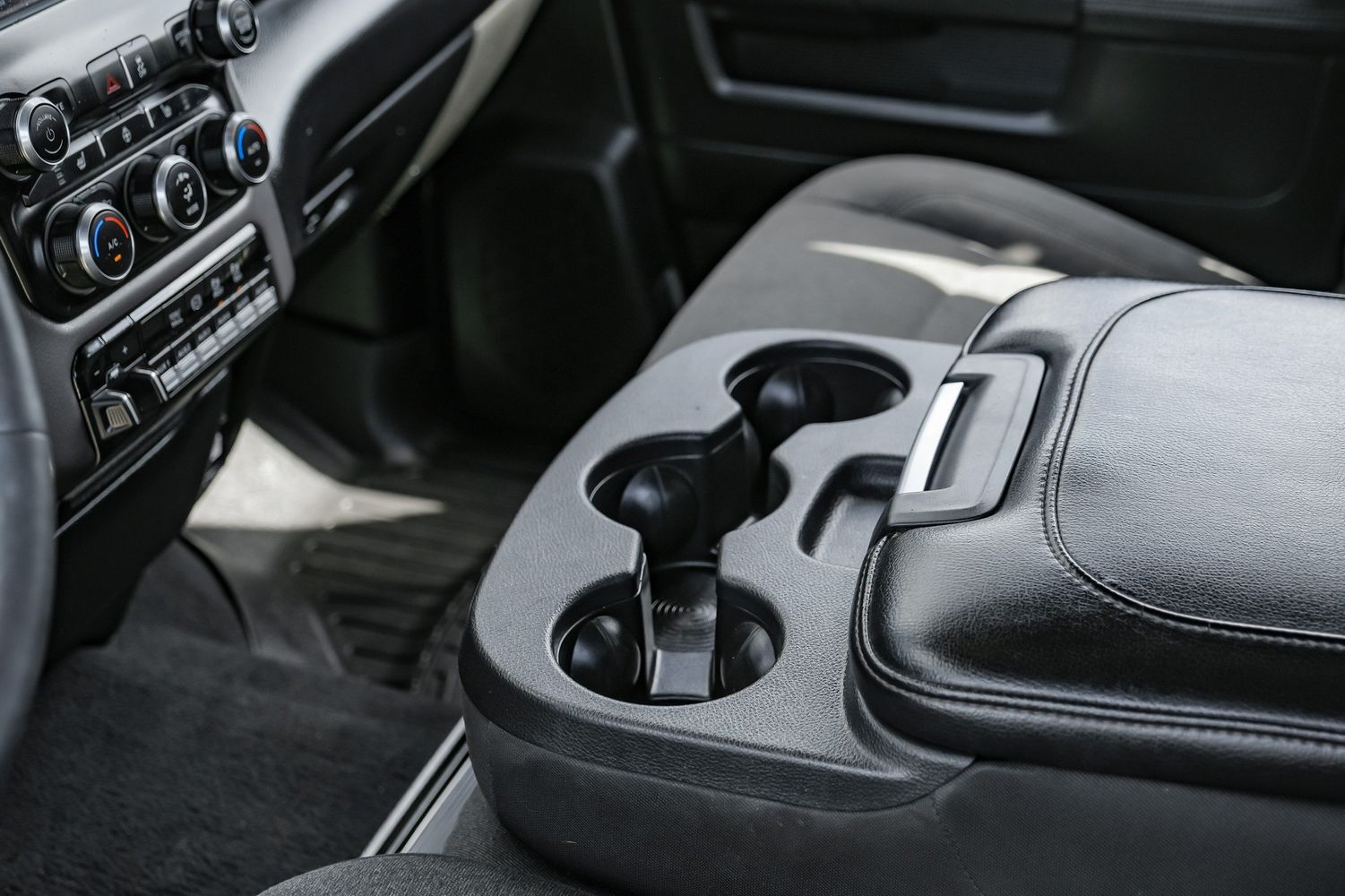 2019 Ram 3500 Big Horn photo 21