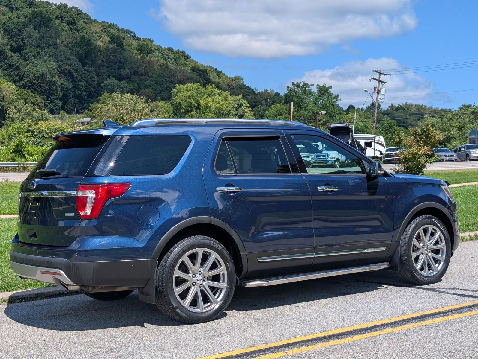 2017 Ford Explorer 6