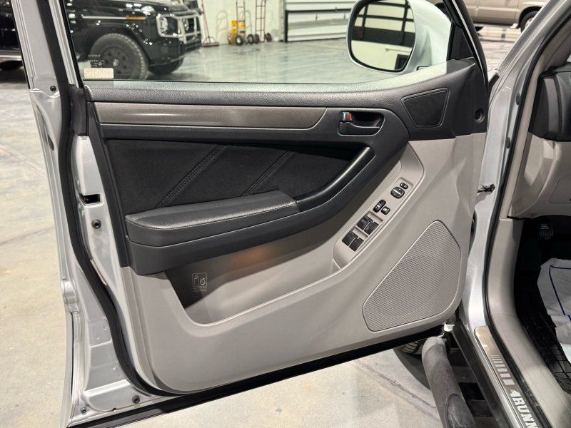 2008 TOYOTA 4RU Sport Edition, photo 9