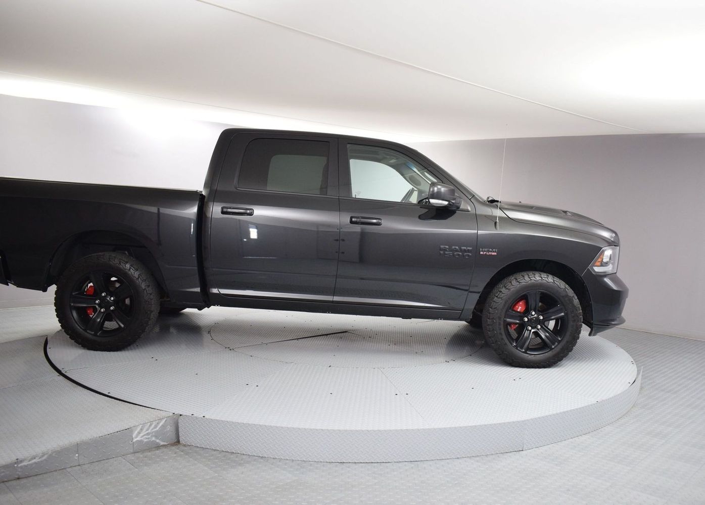 2015 RAM 1500 Sport 4x4 Crew Cab's photo