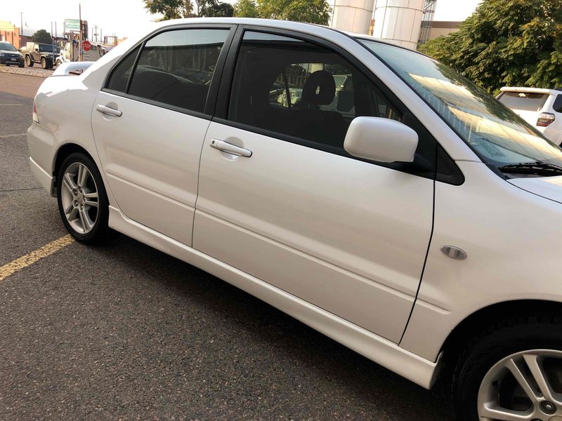 2006 Mitsubishi Lancer Ralliart | The Denver Collection