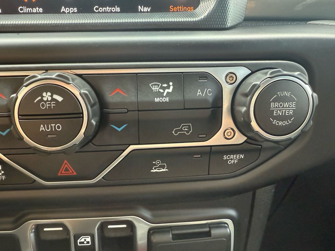 2023 Jeep Gladiator Overland - Photo 22