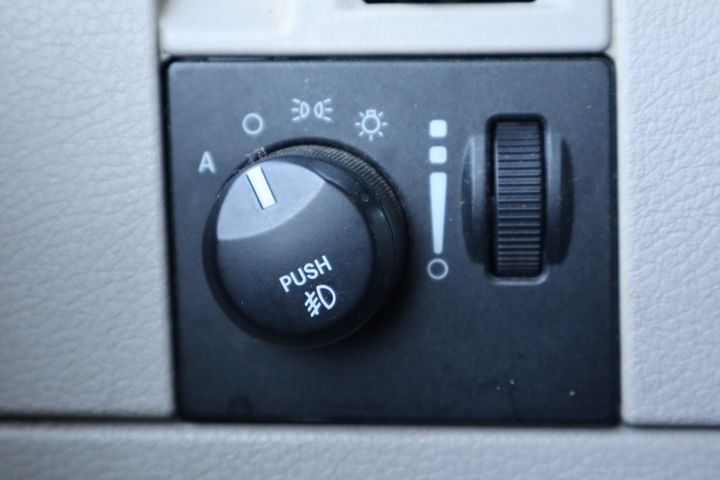2007 Chrysler Aspen Limited | Victory Motors of Colorado