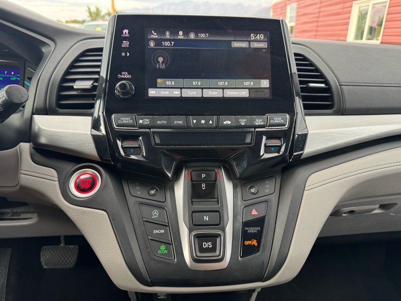 2020 Honda Odyssey EX-L photo 17
