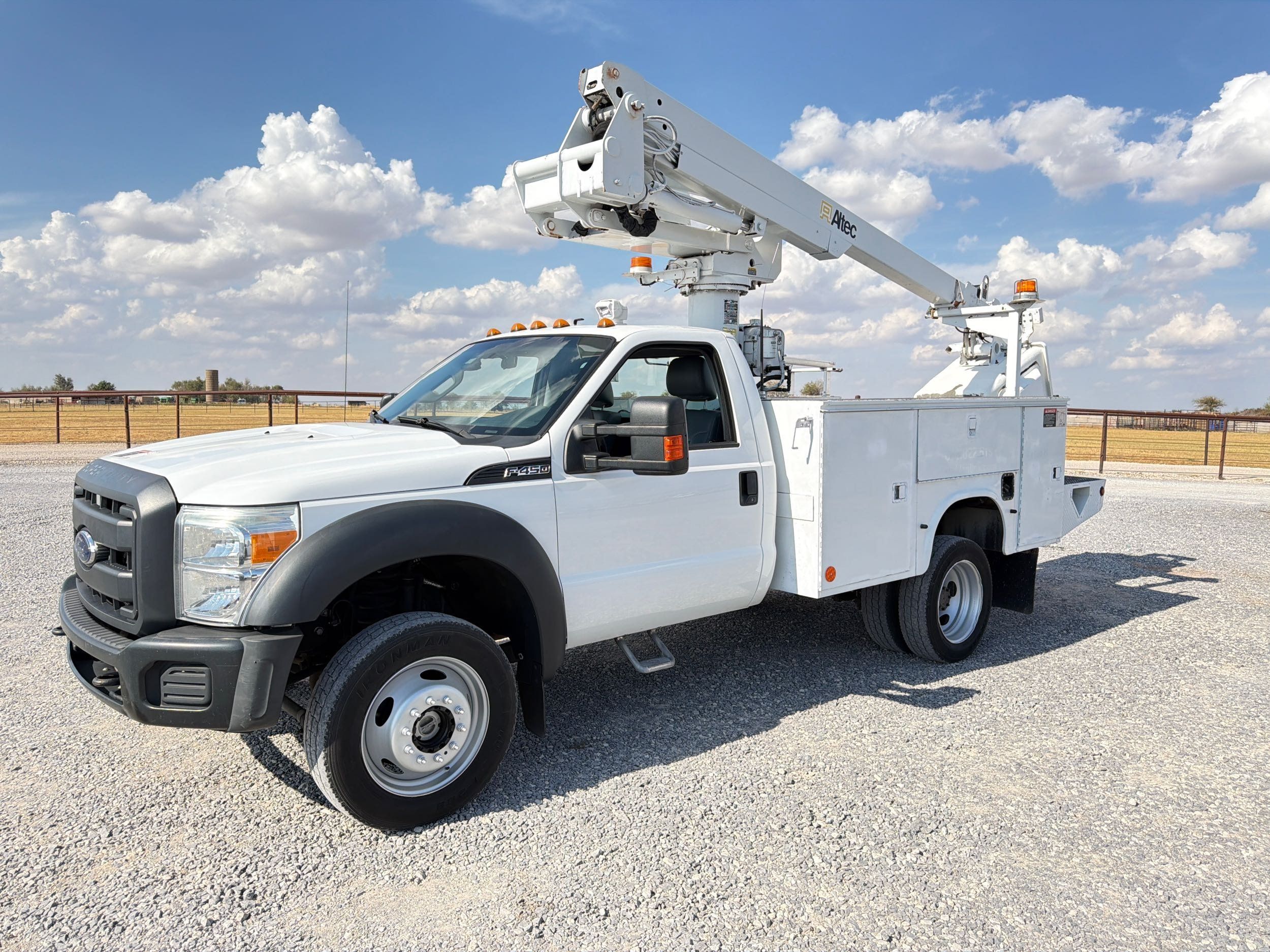 2015 Ford F-450 Super Duty Chassis Cab