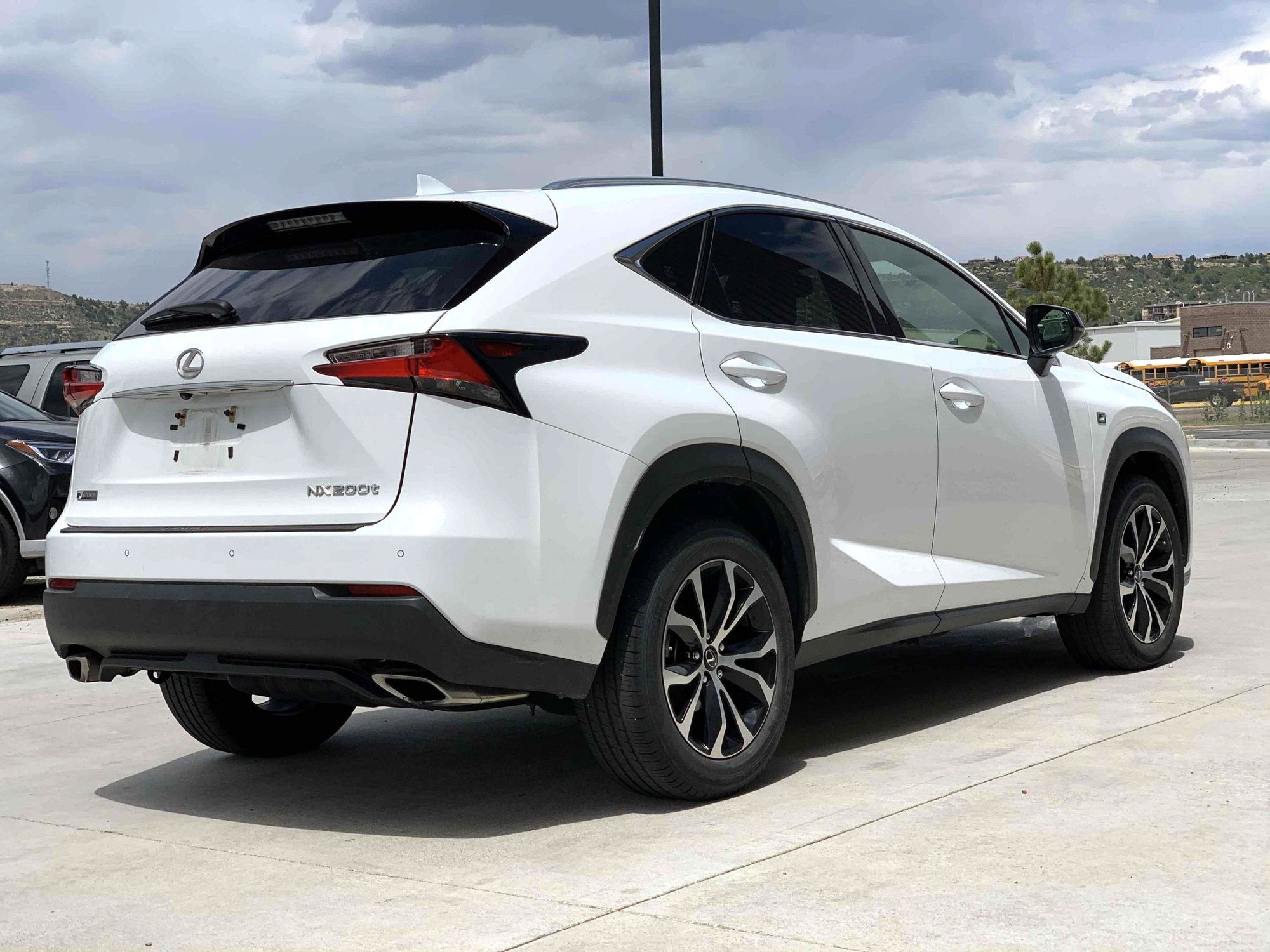 Lexus nx 200 гибрид