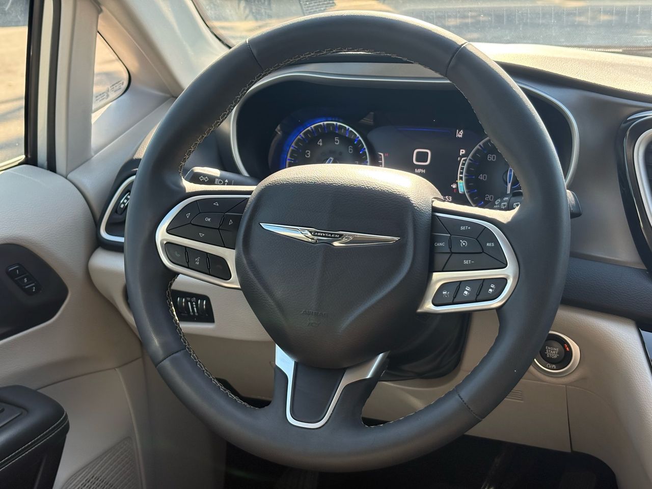 2024 Chrysler Pacifica Touring L - Photo 20