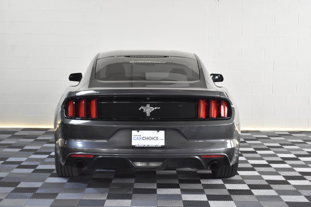 2017 Ford Mustang V6