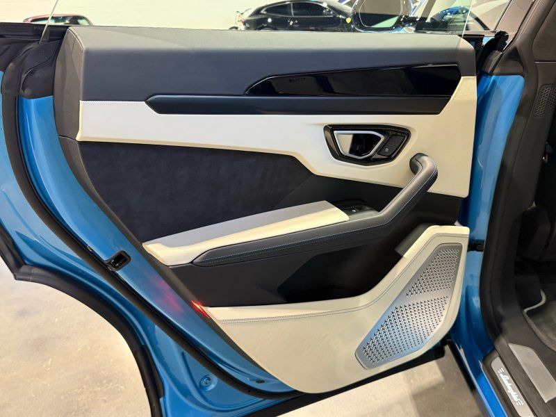 2023 Lamborghini Urus S, photo 12
