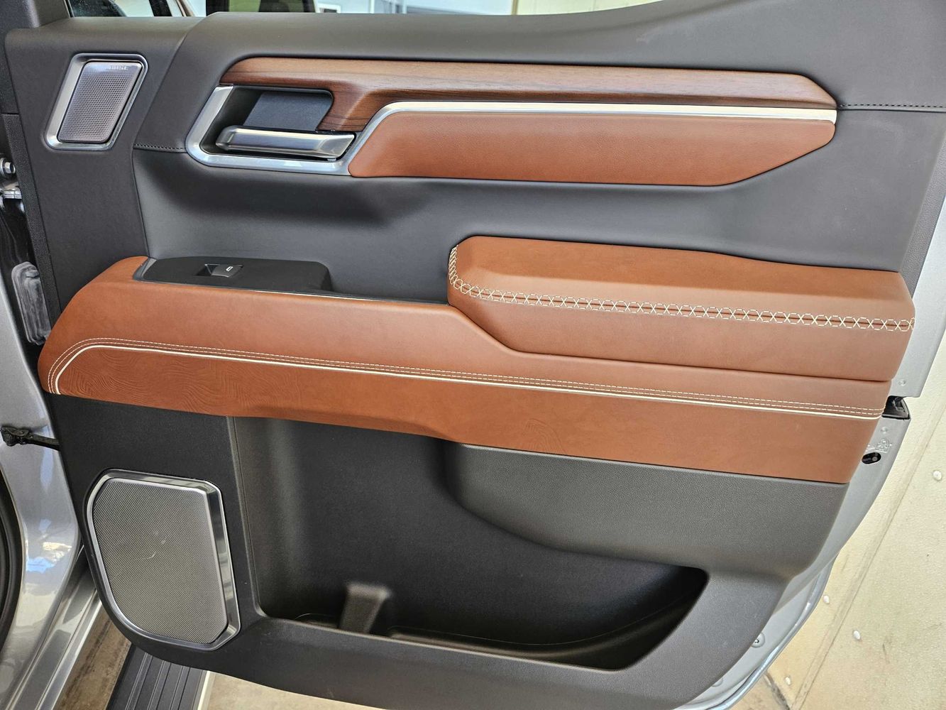 2023 Gmc Sierra 1500 Denali Ultimate photo 12