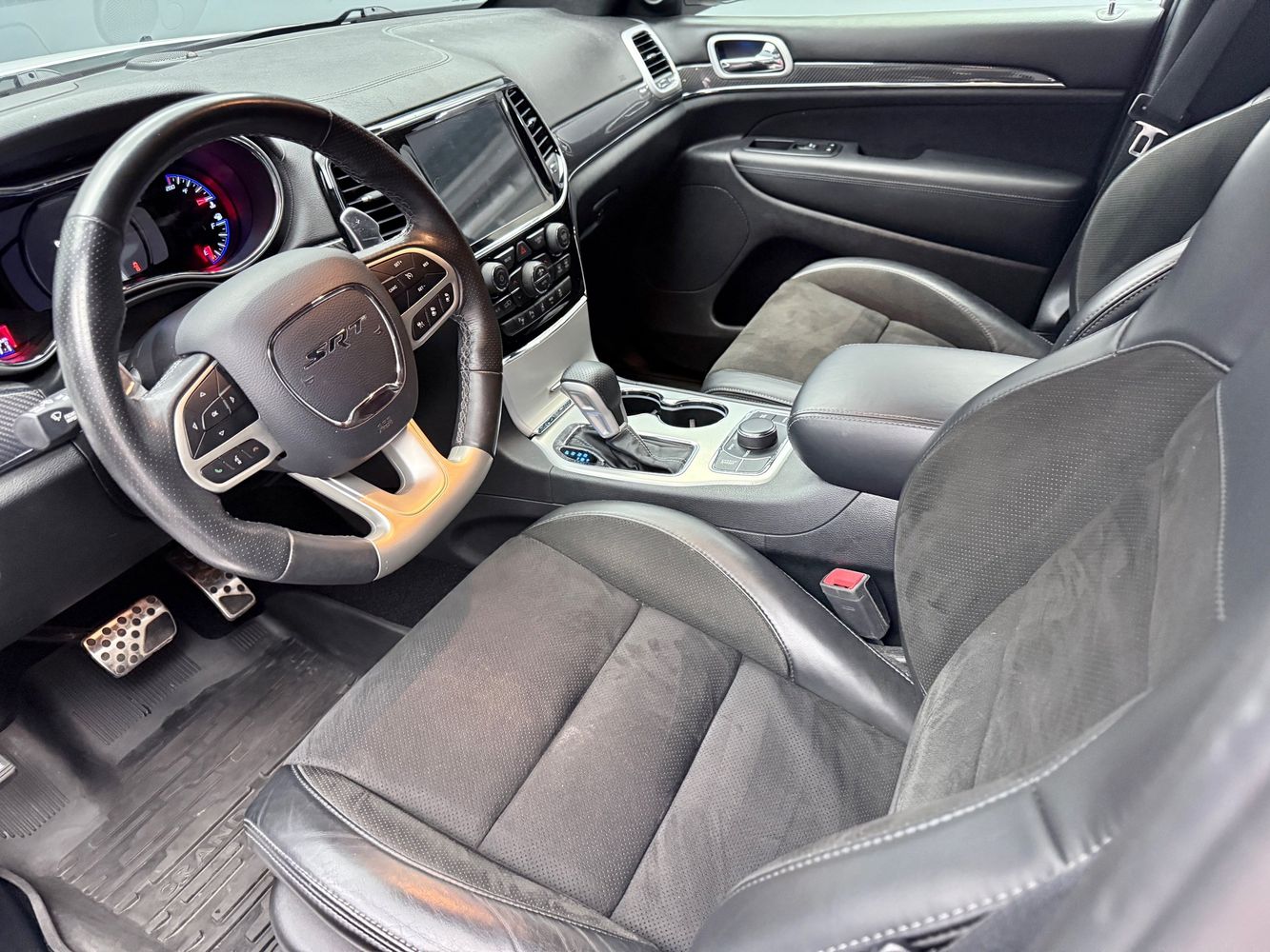 2021 Jeep Grand Cherokee SRT8 photo 8