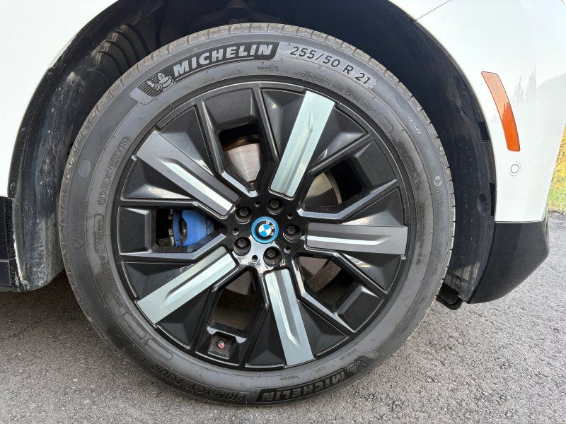 2022 BMW iX Base - Photo 9