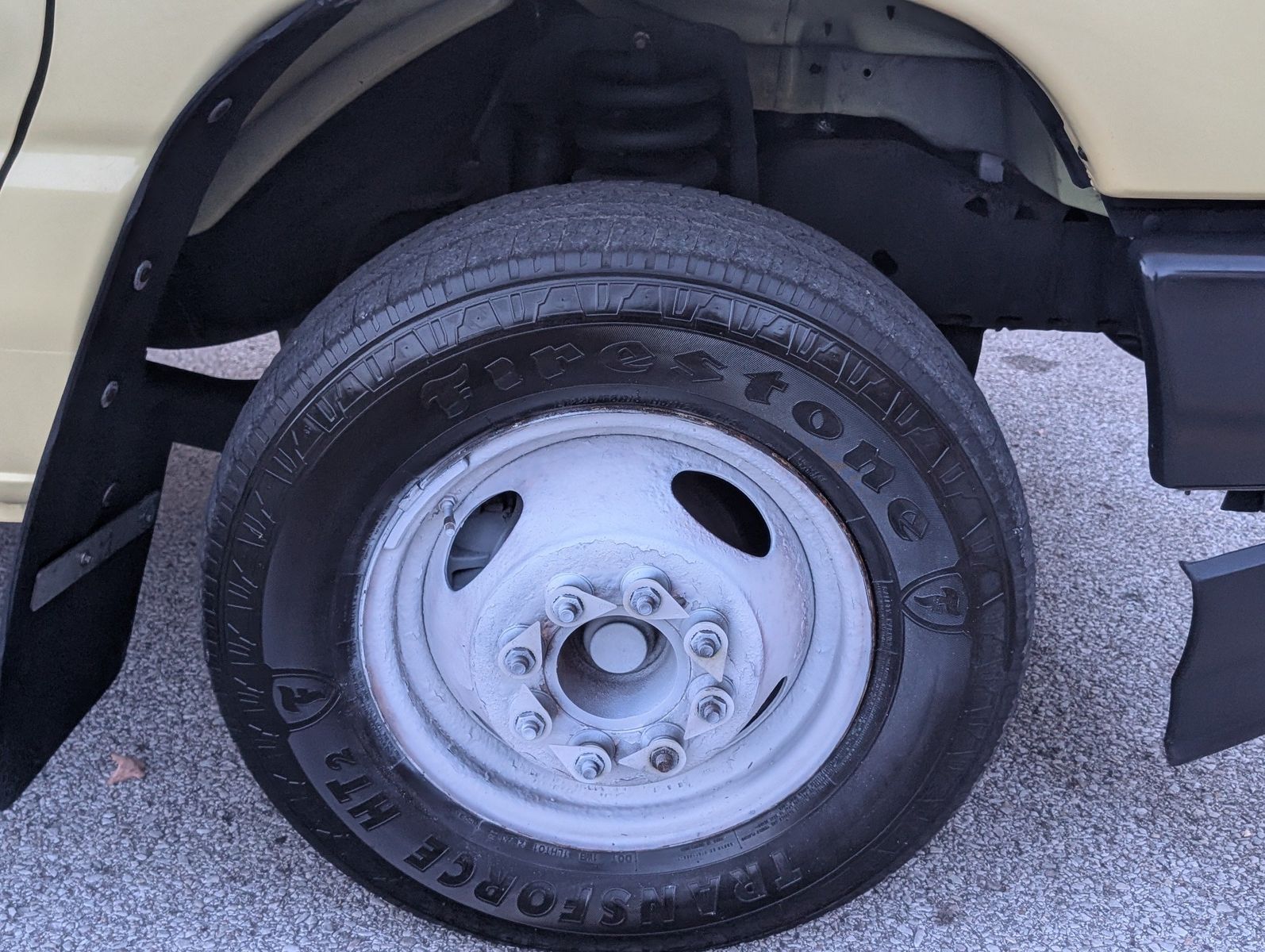 2021 Ford E-Series 13