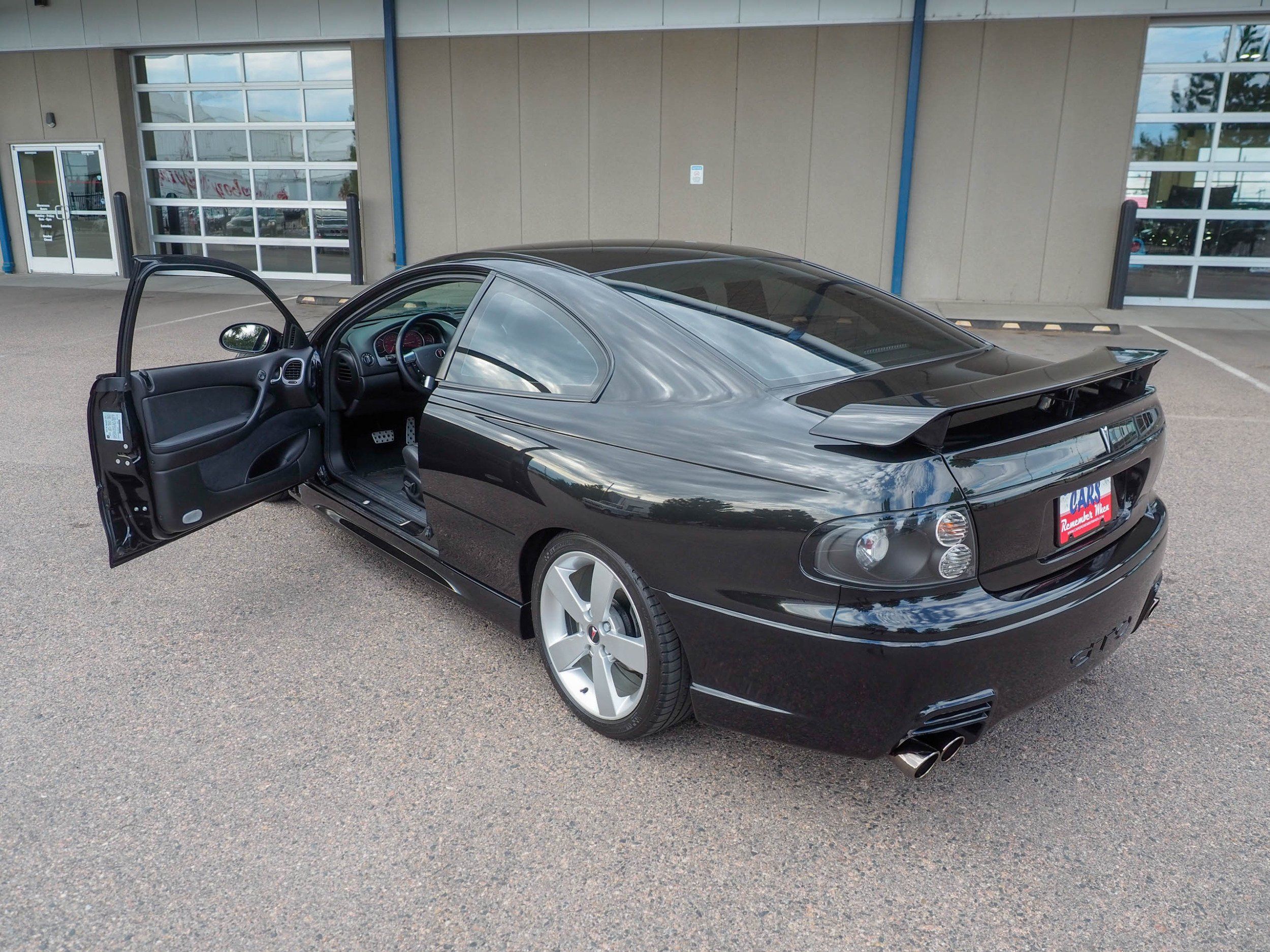 2005 Pontiac GTO Black 