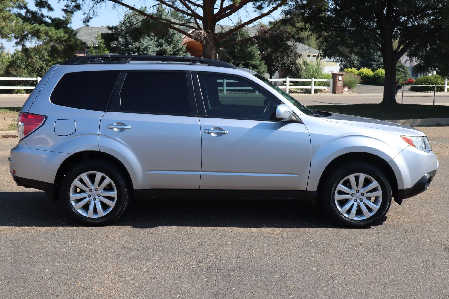 2012 Subaru Forester 2.5X Limited | Victory Motors of Colorado