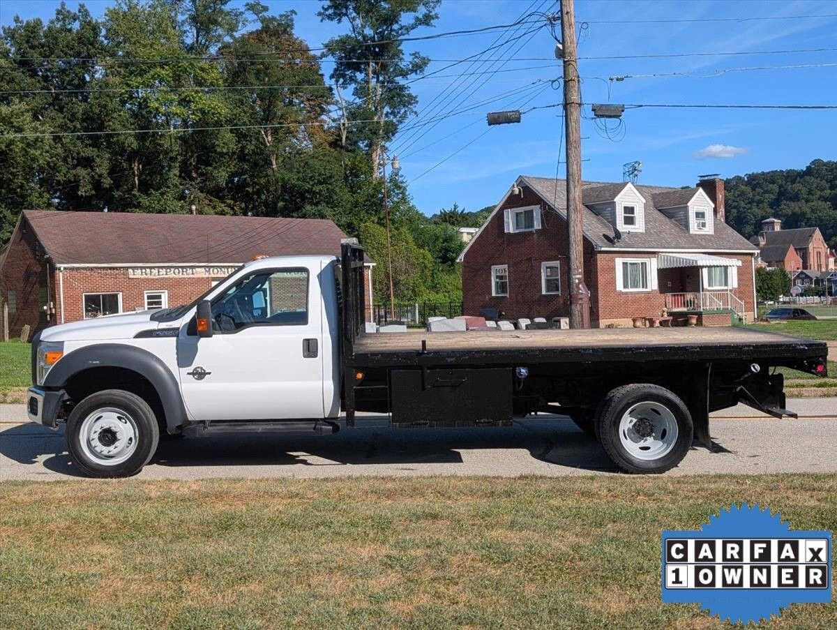 2016 Ford F-550 Super Duty 10