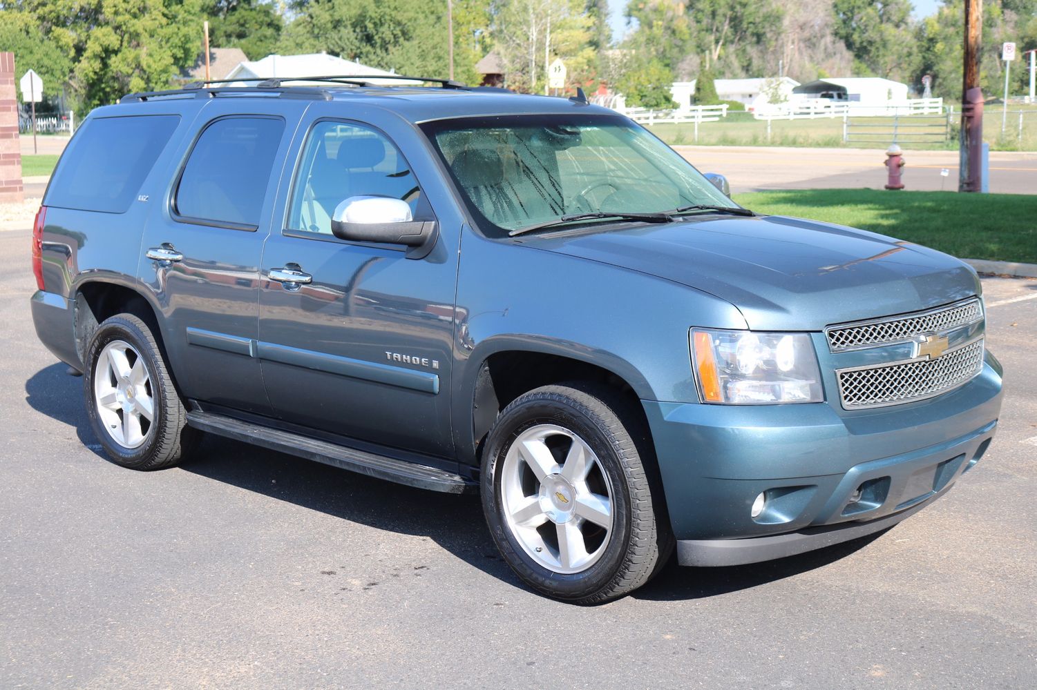 2008 Chevrolet Tahoe LTZ | Victory Motors of Colorado