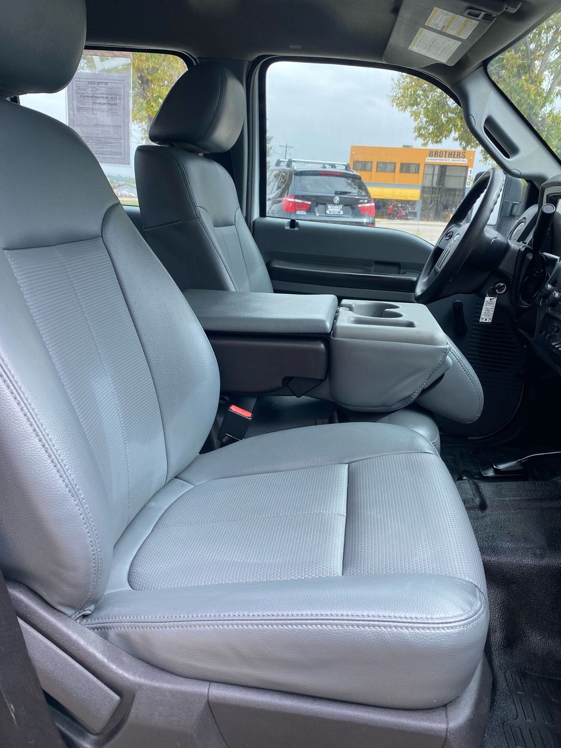 2016 Ford F-350 XL photo 20