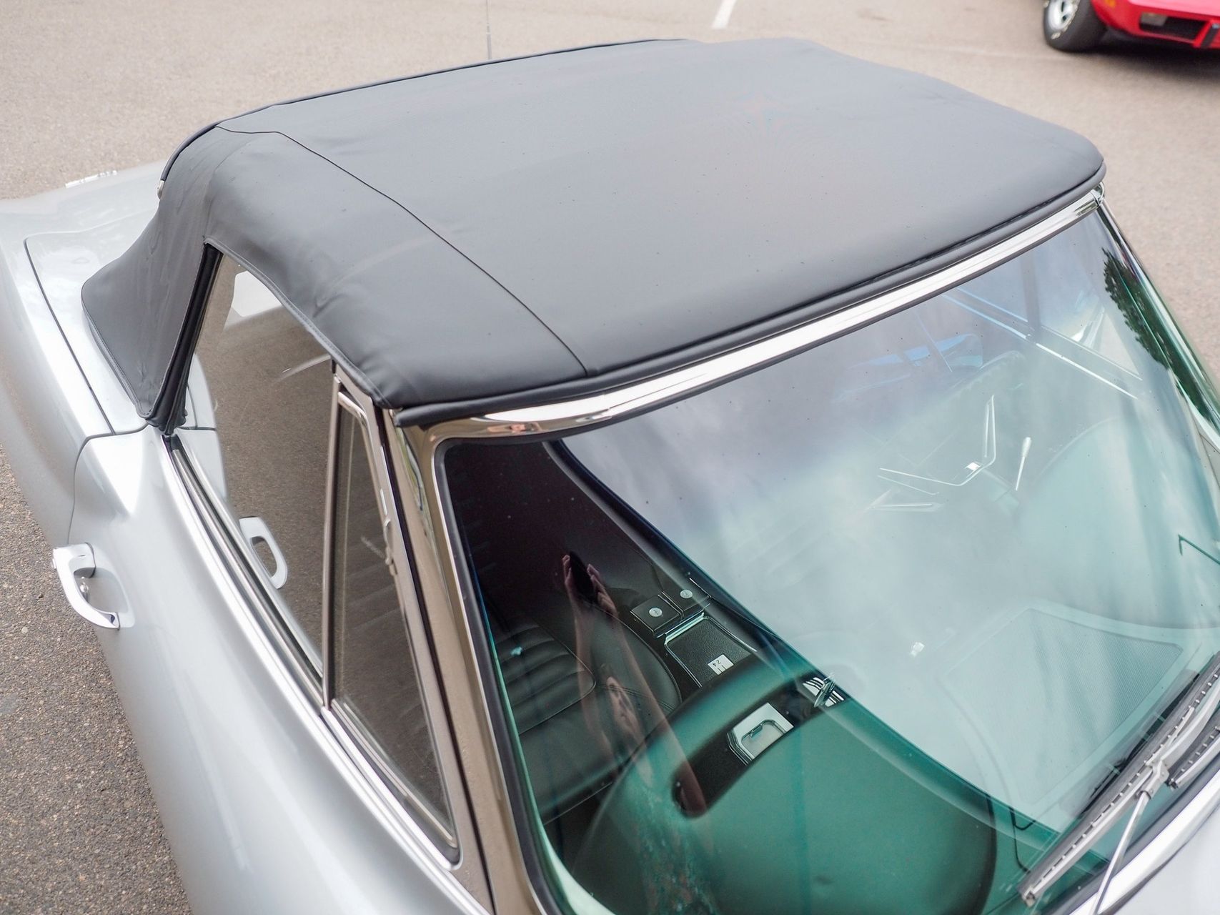 1966 Chevrolet Corvette 43