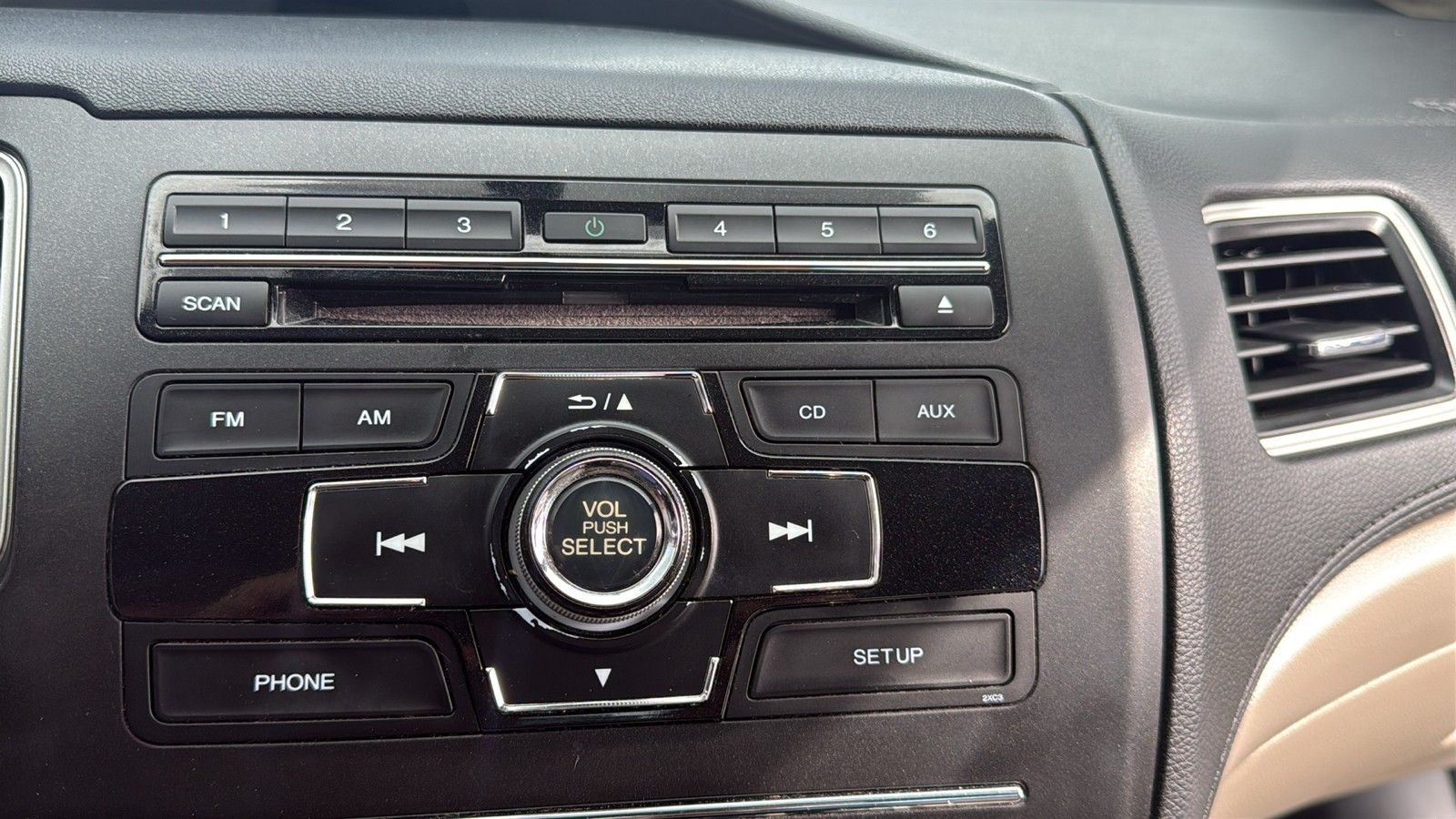 2014 Honda Civic LX - Photo 22