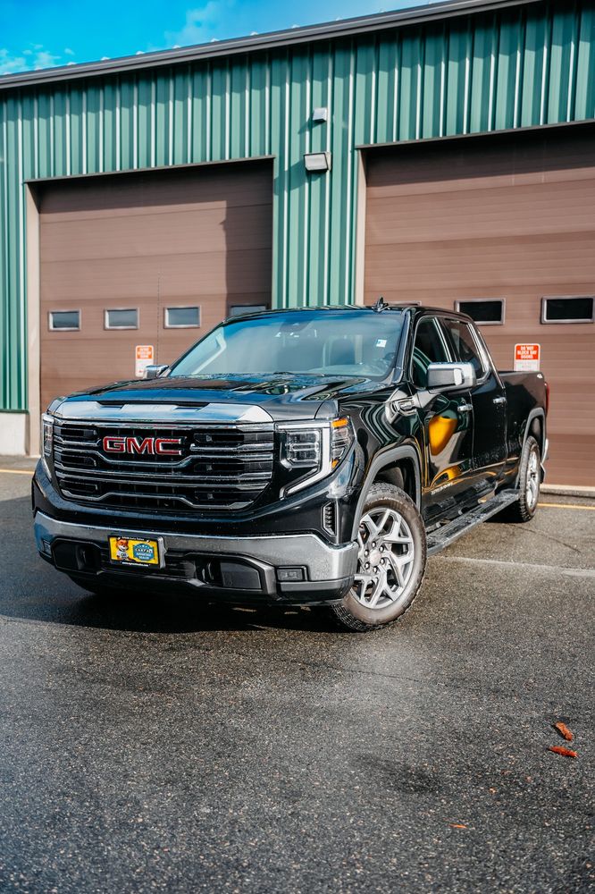 2022 GMC Sierra 1500 SLT's photo