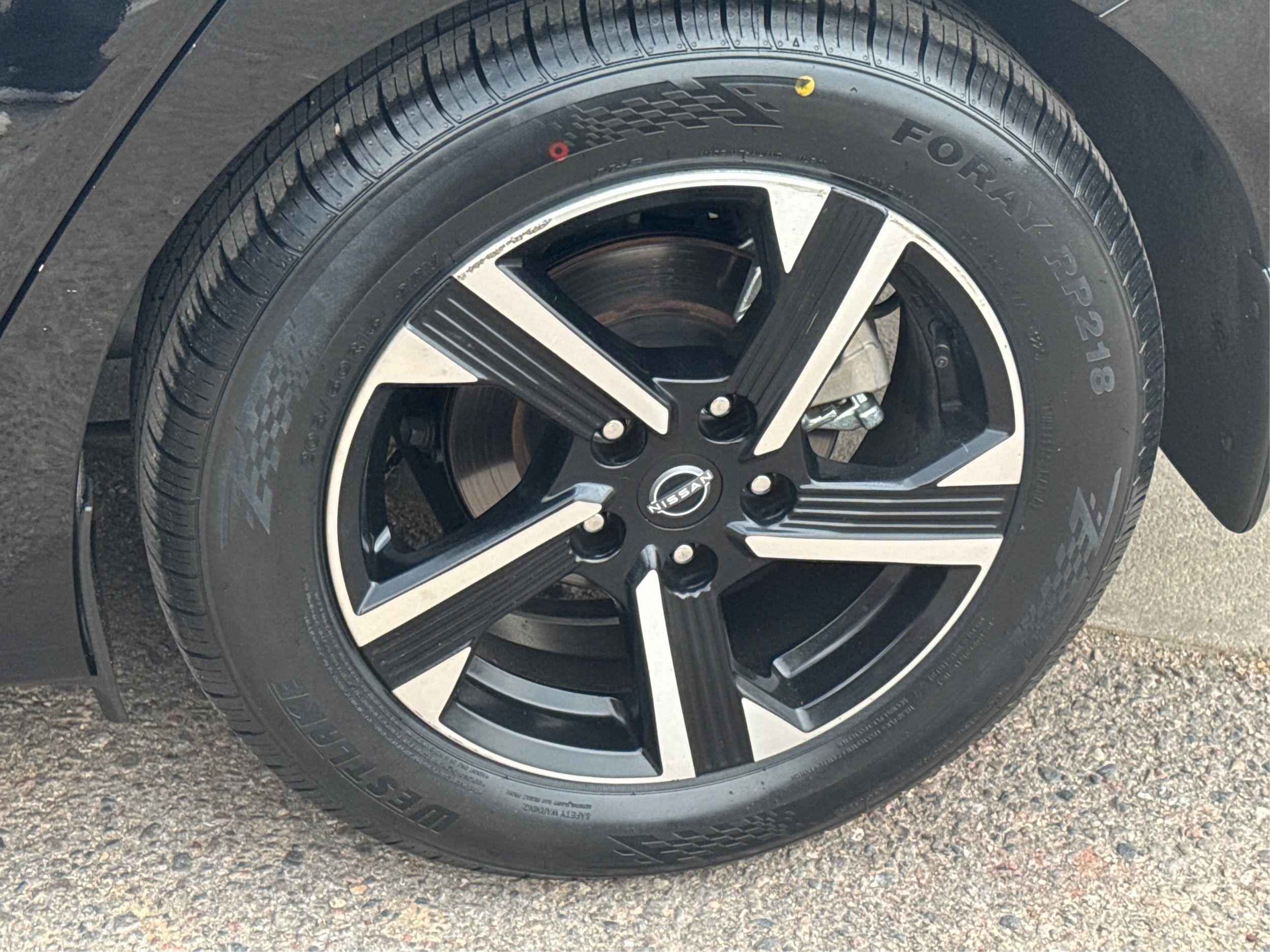 2024 Nissan Sentra SV photo 26