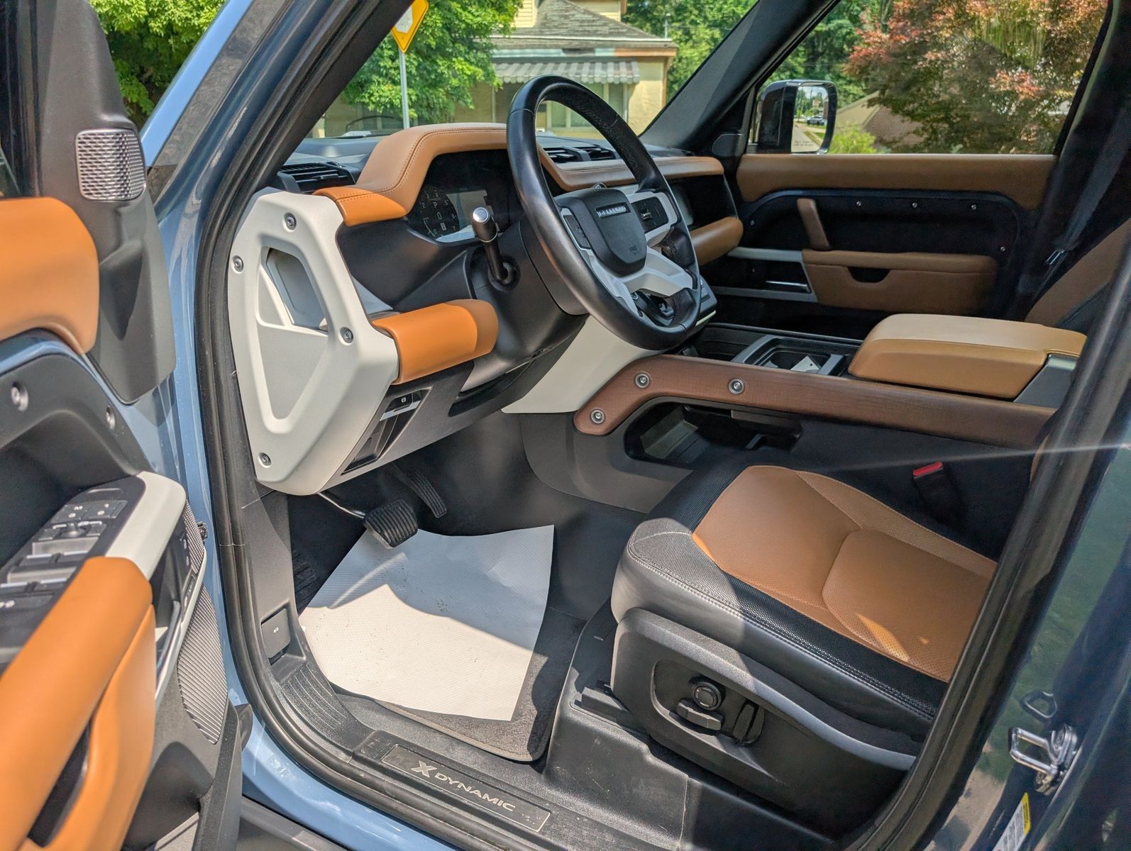 2024 Land Rover Defender 38