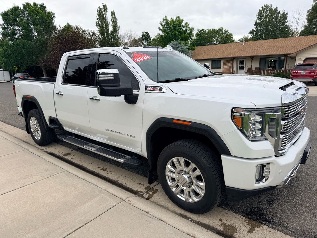 2020 GMC Sierra Denali 4WD Crew Cab Standard Box SRW's photo