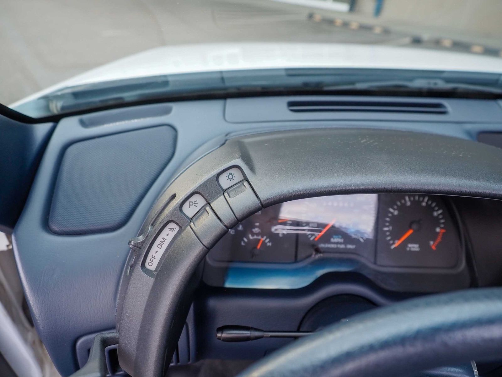 1990 Chrysler Le Baron 59