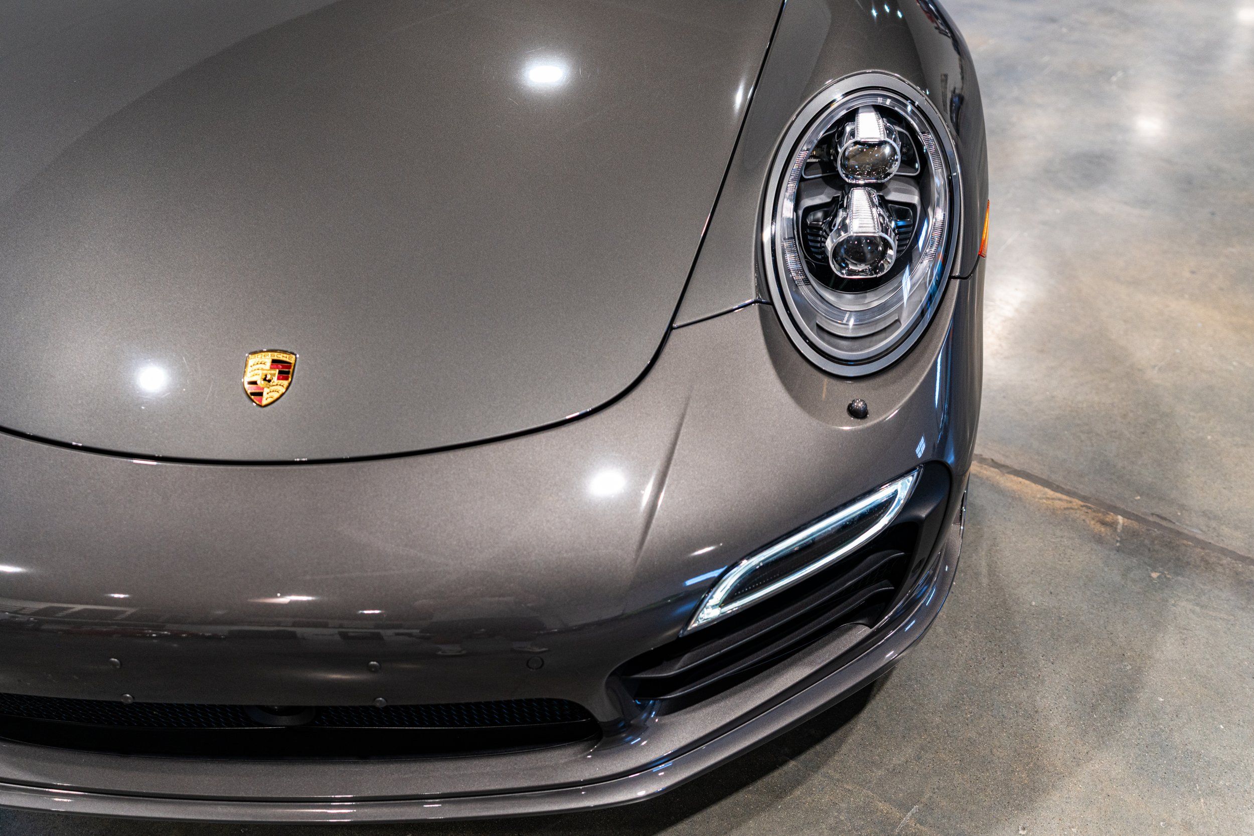 2015 Porsche 911 Turbo S - Photo 12
