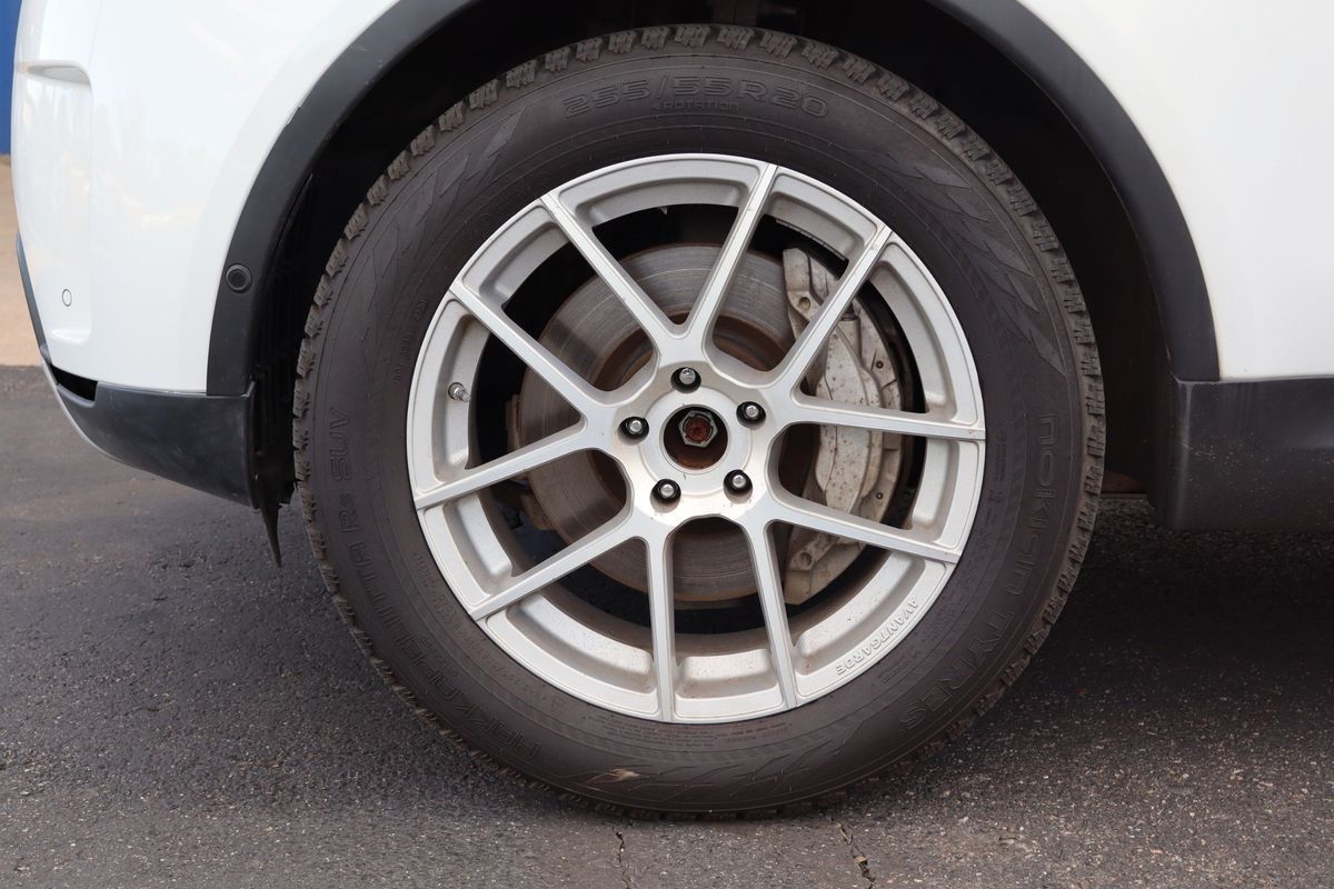 2020 Land Rover Discovery SE